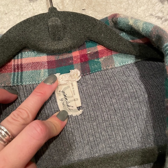 Colorful Flannel - Picture 4 of 6